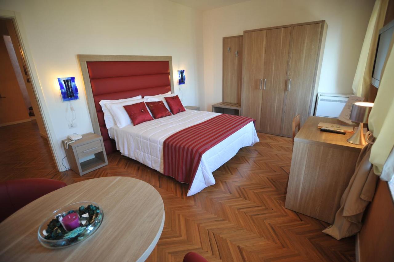 Hotel Astoria Fermo Exteriör bild